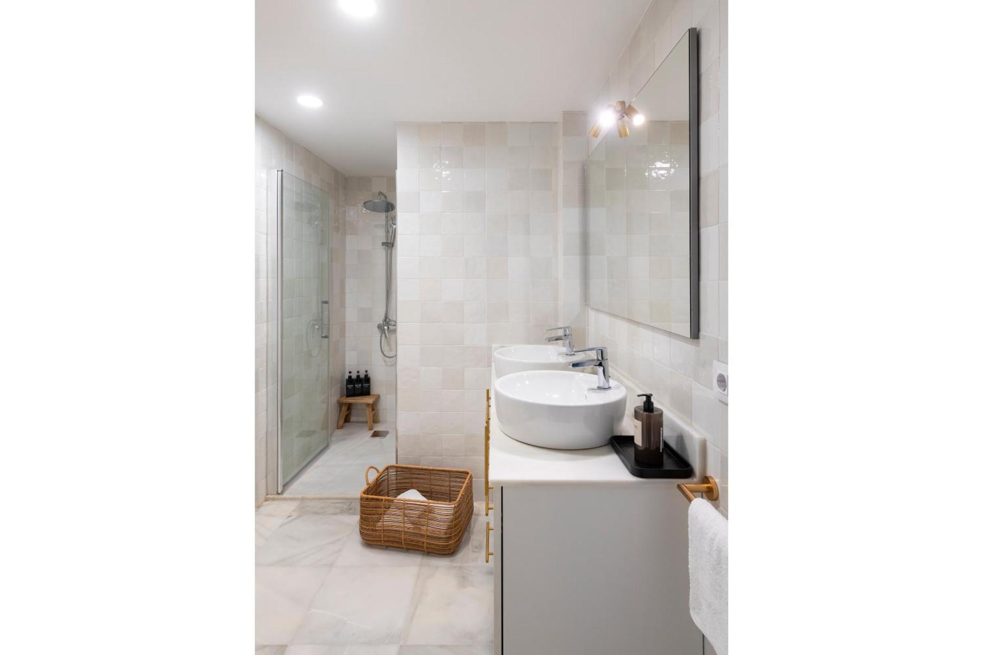 Unika Homes Puerta De La Maestranza Seville Ngoại thất bức ảnh