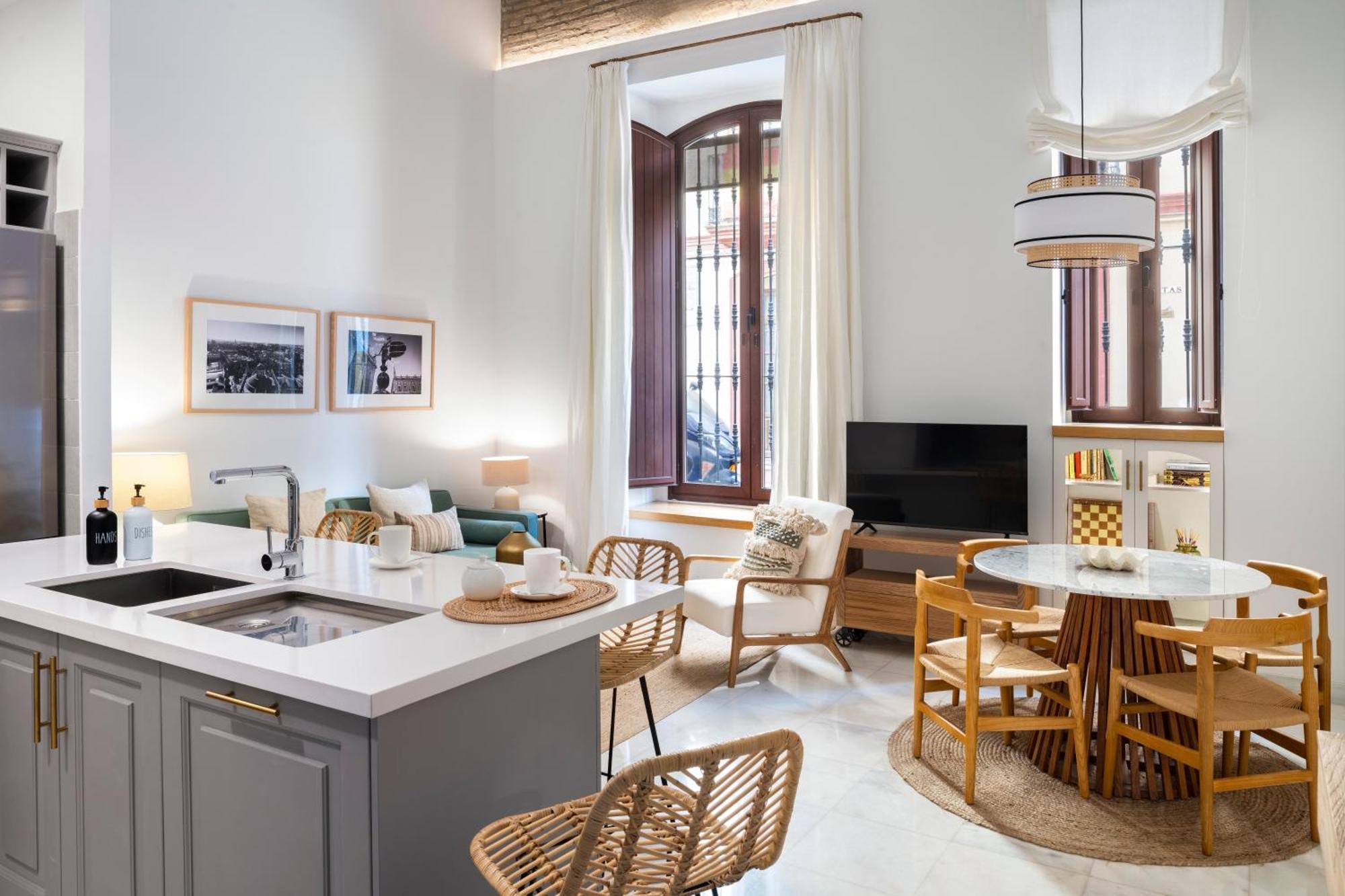 Unika Homes Puerta De La Maestranza Seville Ngoại thất bức ảnh